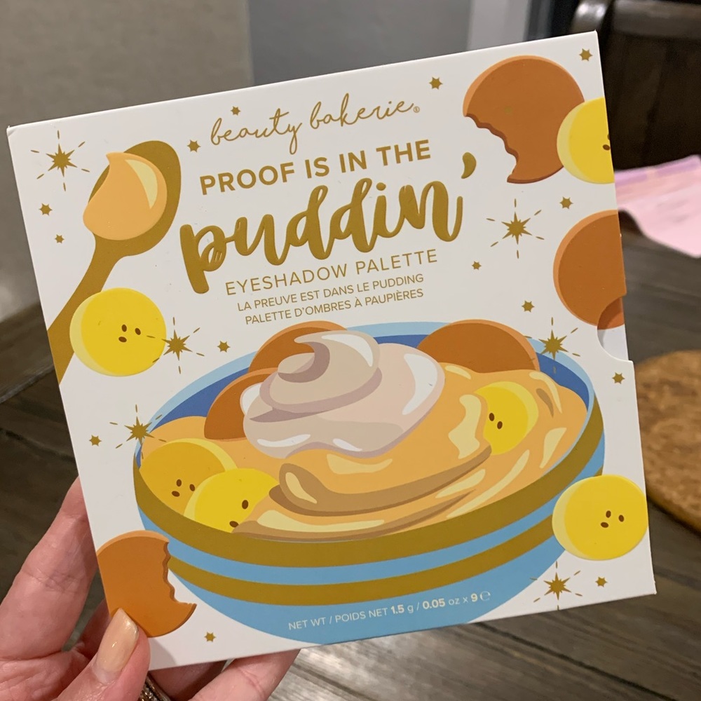 beauty bakerie Eyeshadow Palette